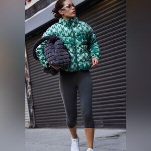 NWT Scrunchy Glossy Printed Pippa Packable Puffer Jacket